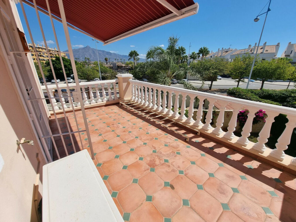 Townhouse San Pedro de Alcántara Málaga - image 33