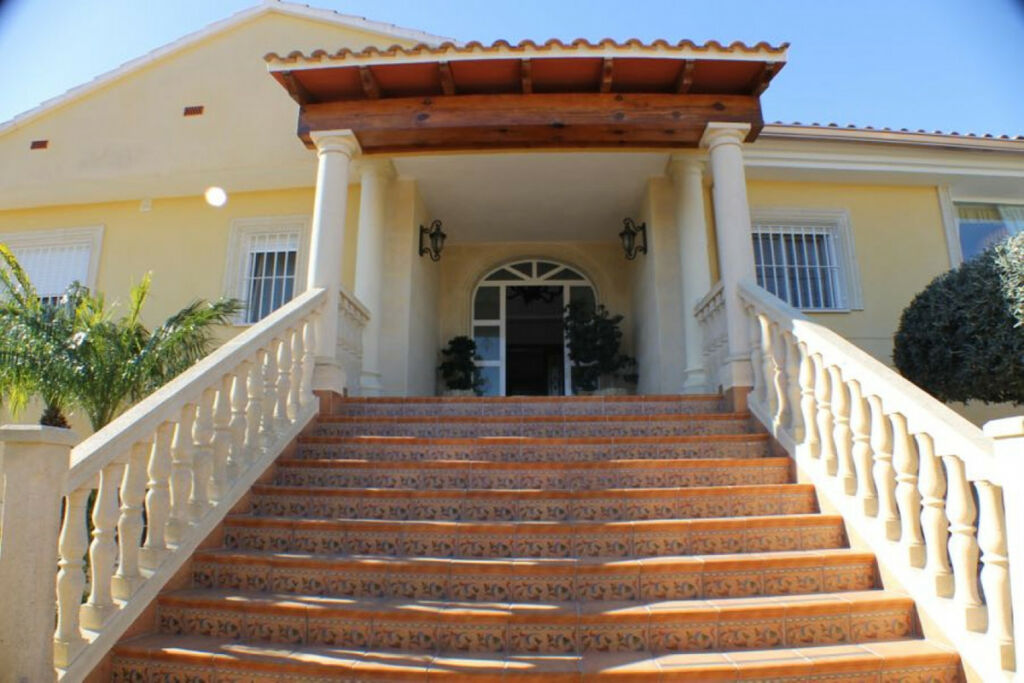 Detached Villa L'Alfás del Pi Alicante