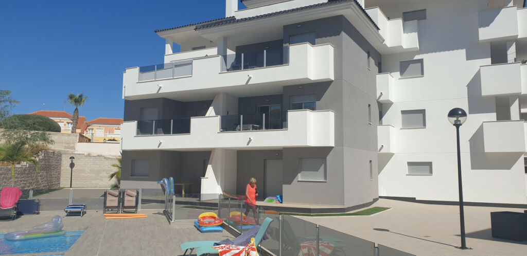 Ground Floor Apartment Villamartin Alicante - image 33
