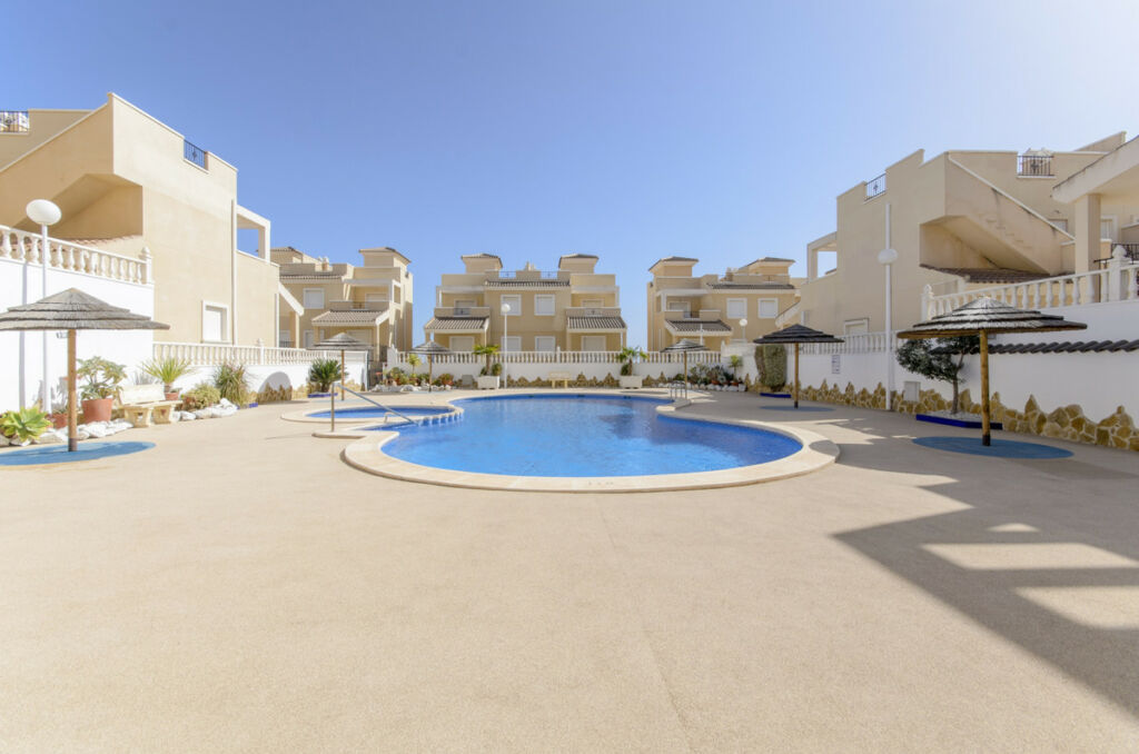 Semi-Detached House San Miguel de Salinas Alicante - image 33
