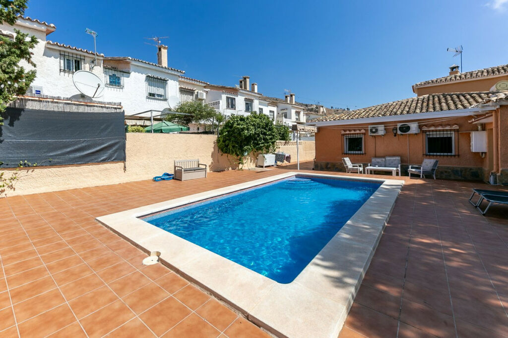 Detached Villa Benalmadena Málaga - image 34