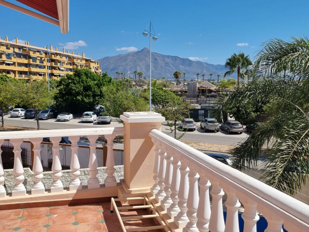 Townhouse San Pedro de Alcántara Málaga - image 34