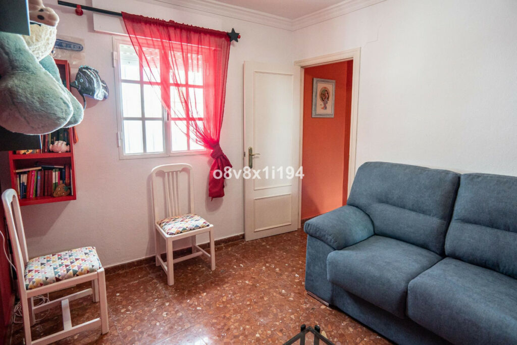 Detached Villa Macharaviaya Málaga - image 34