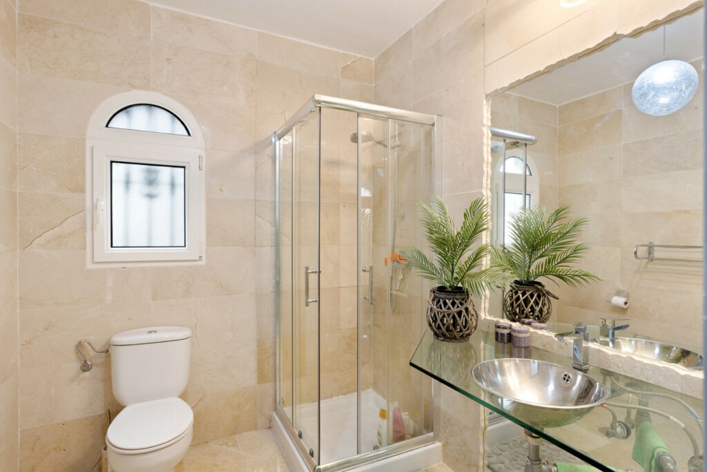 Detached Villa Las Ramblas Golf Alicante - image 34