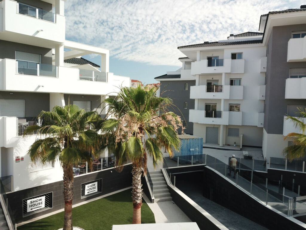 Ground Floor Apartment Villamartin Alicante - image 35