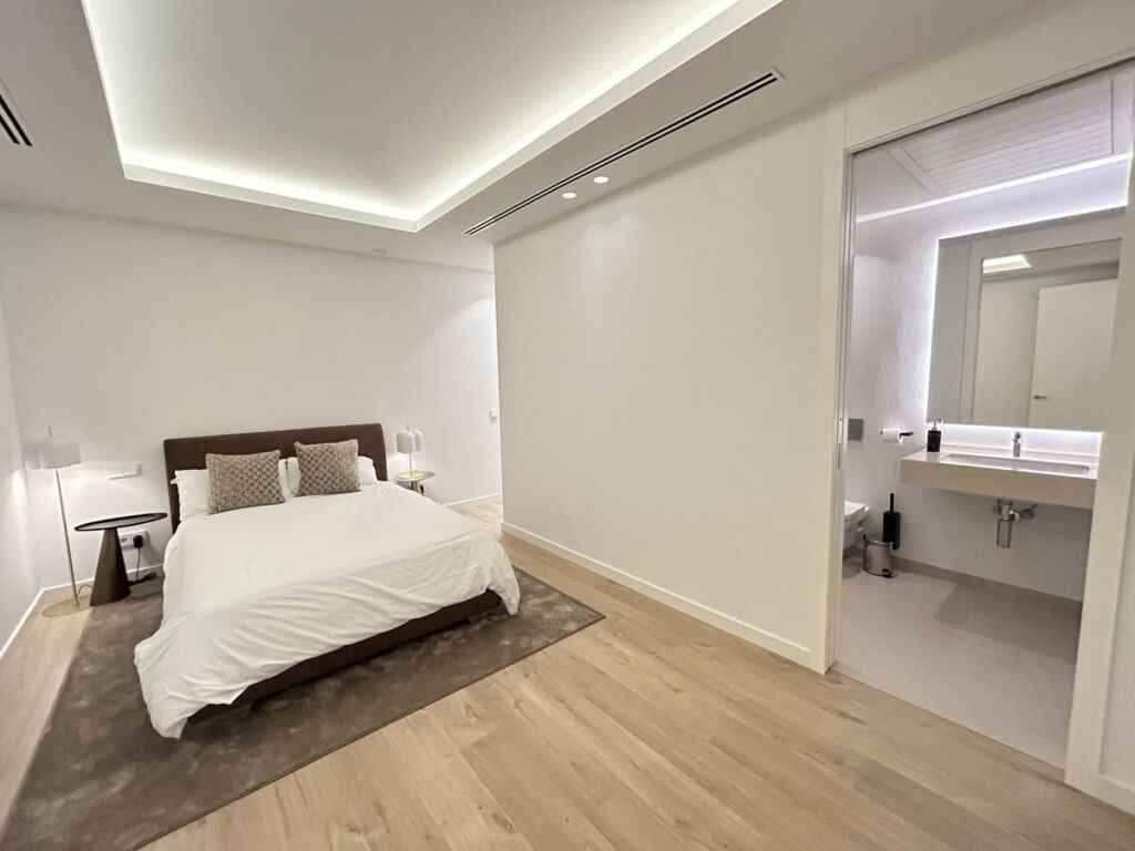 Detached Villa Benahavís Málaga - image 36