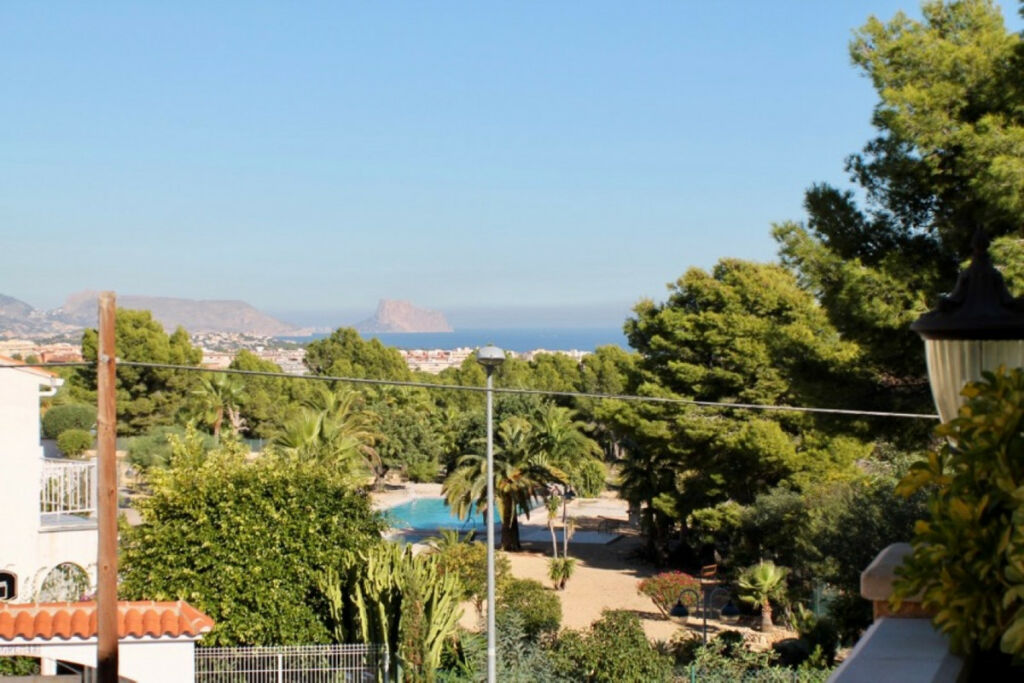 Detached Villa La Nucia Alicante - image 39