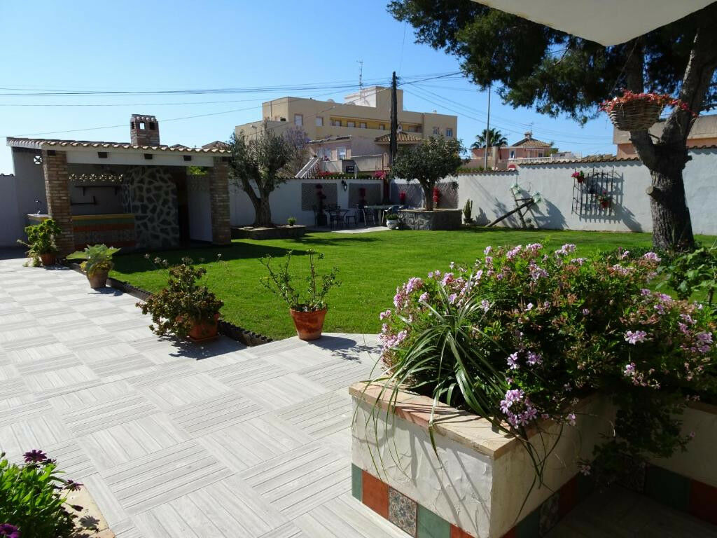 Detached Villa Lomas de Cabo Roig Alicante - image 39