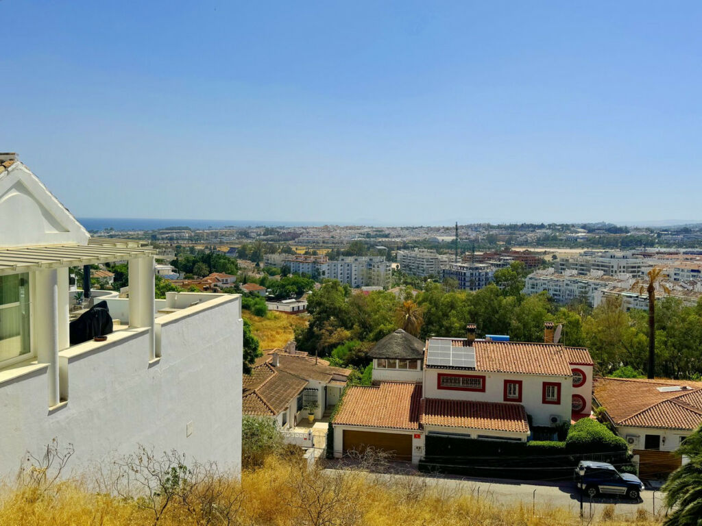 Residential Plot Nueva Andalucía Málaga - image 4