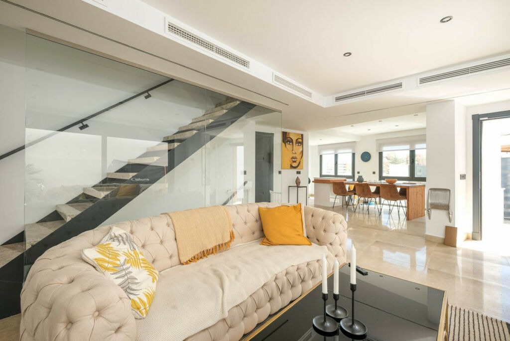 Townhouse Torreblanca Málaga - image 3