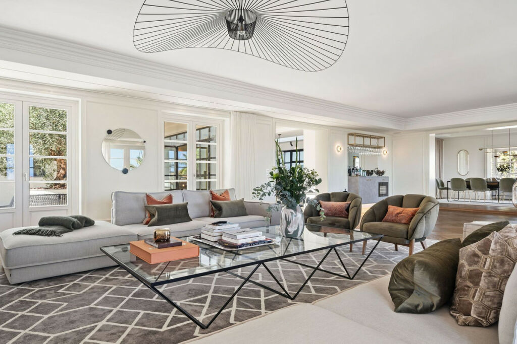 Detached Villa Sierra Blanca Málaga - image 5