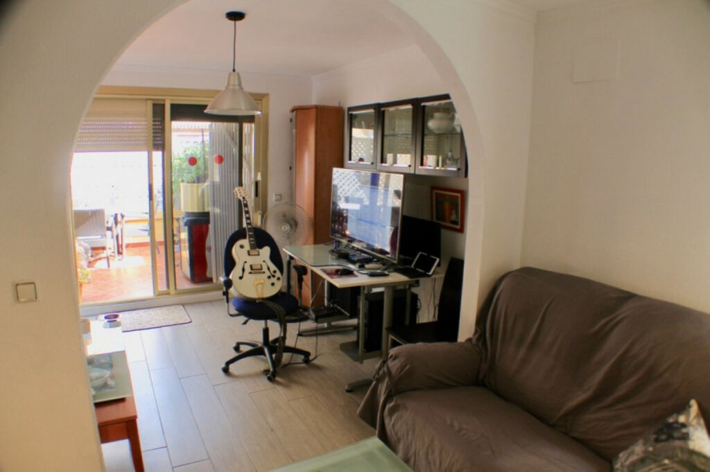 Penthouse Benidorm Alicante - image 4