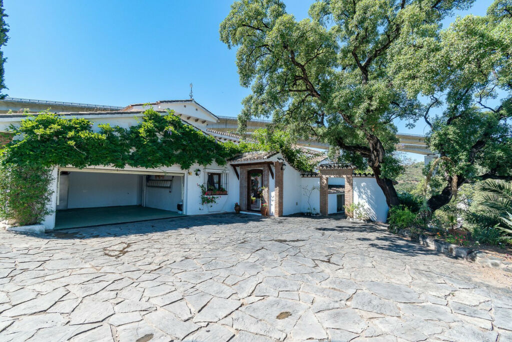 Finca - Cortijo Marbella Málaga - image 4