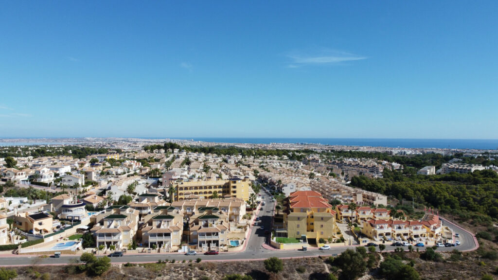 Ground Floor Apartment Villamartin Alicante - image 40