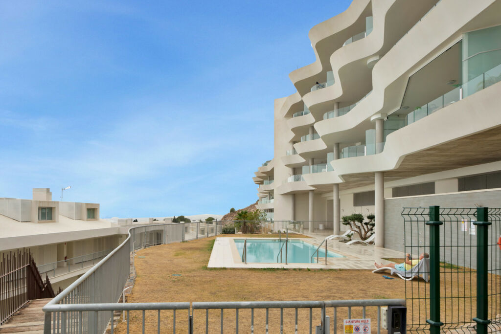 Middle Floor Apartment Benalmadena Málaga - image 40