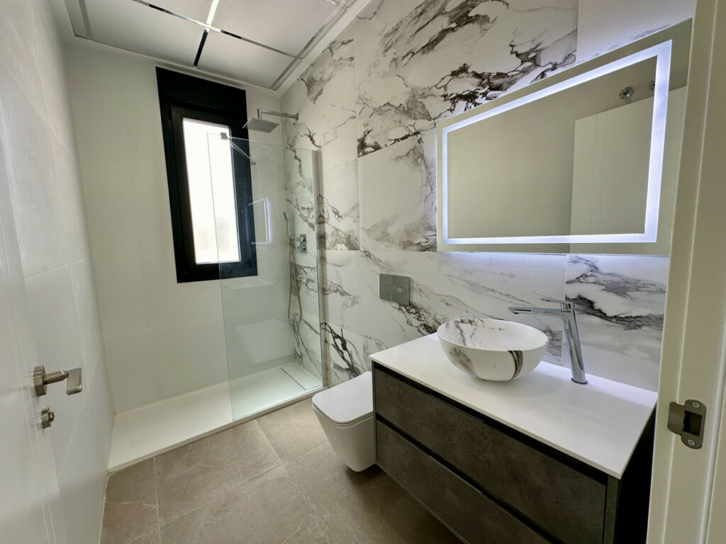 Detached Villa Polop Alicante - image 40