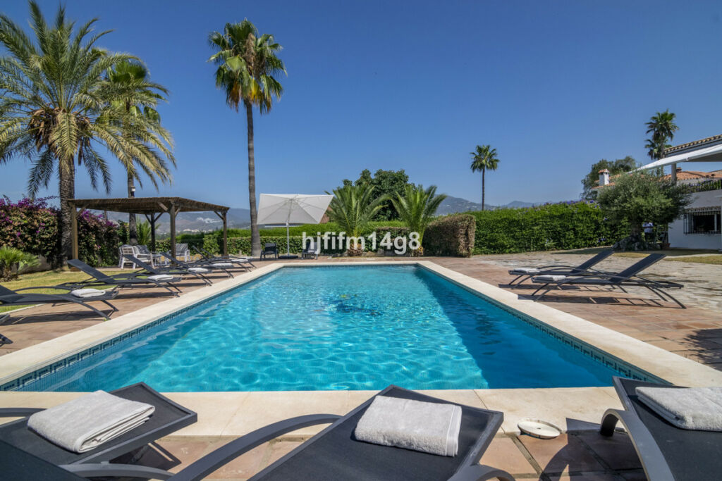 Detached Villa San Pedro de Alcántara Málaga - image 41