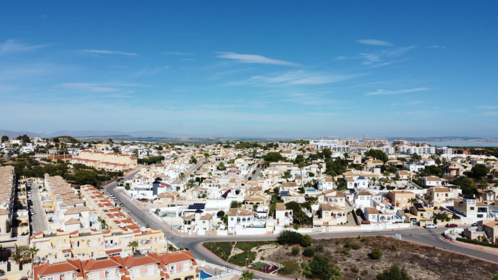 Ground Floor Apartment Villamartin Alicante - image 42