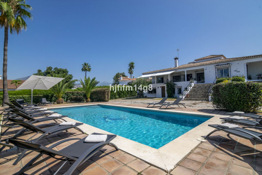 Detached Villa San Pedro de Alcántara Málaga - image 42