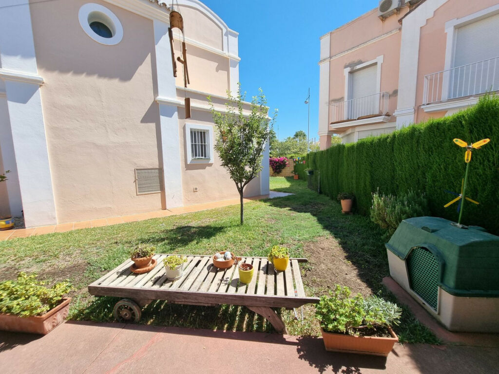 Townhouse San Pedro de Alcántara Málaga - image 42