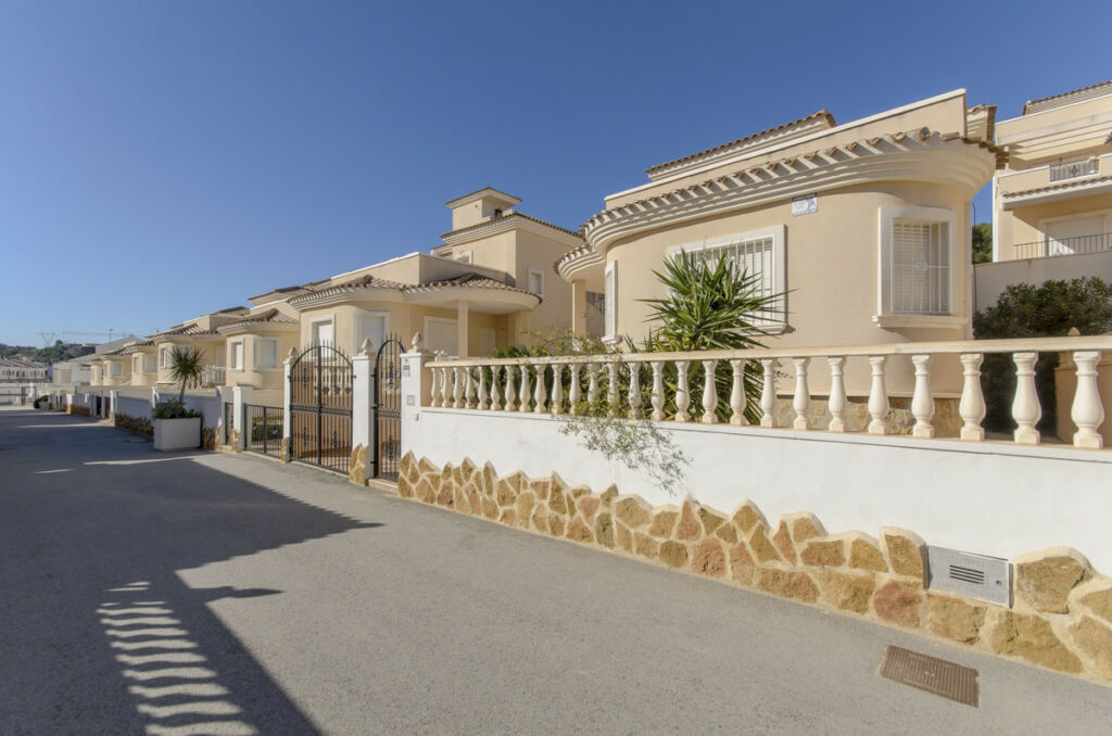 Semi-Detached House San Miguel de Salinas Alicante - image 43