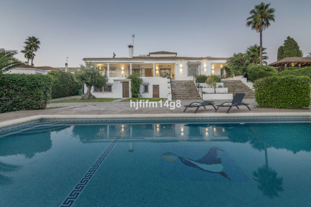 Detached Villa San Pedro de Alcántara Málaga - image 44