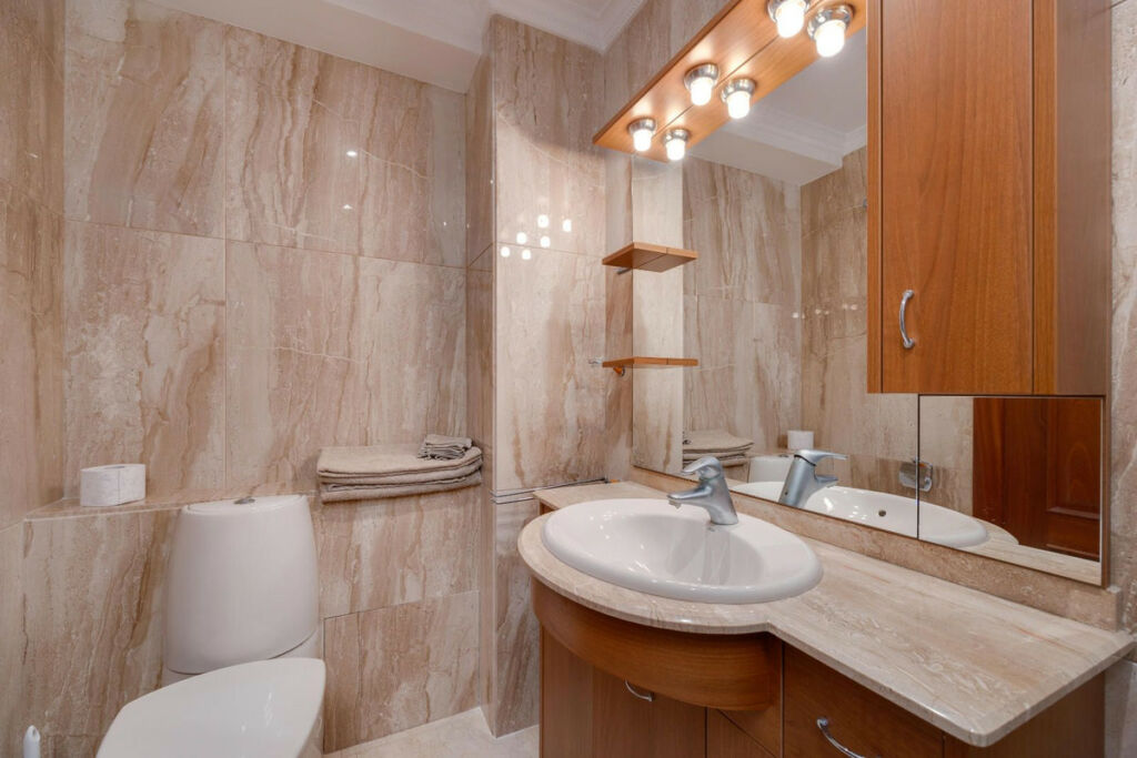 Middle Floor Apartment Torrevieja Alicante - image 46