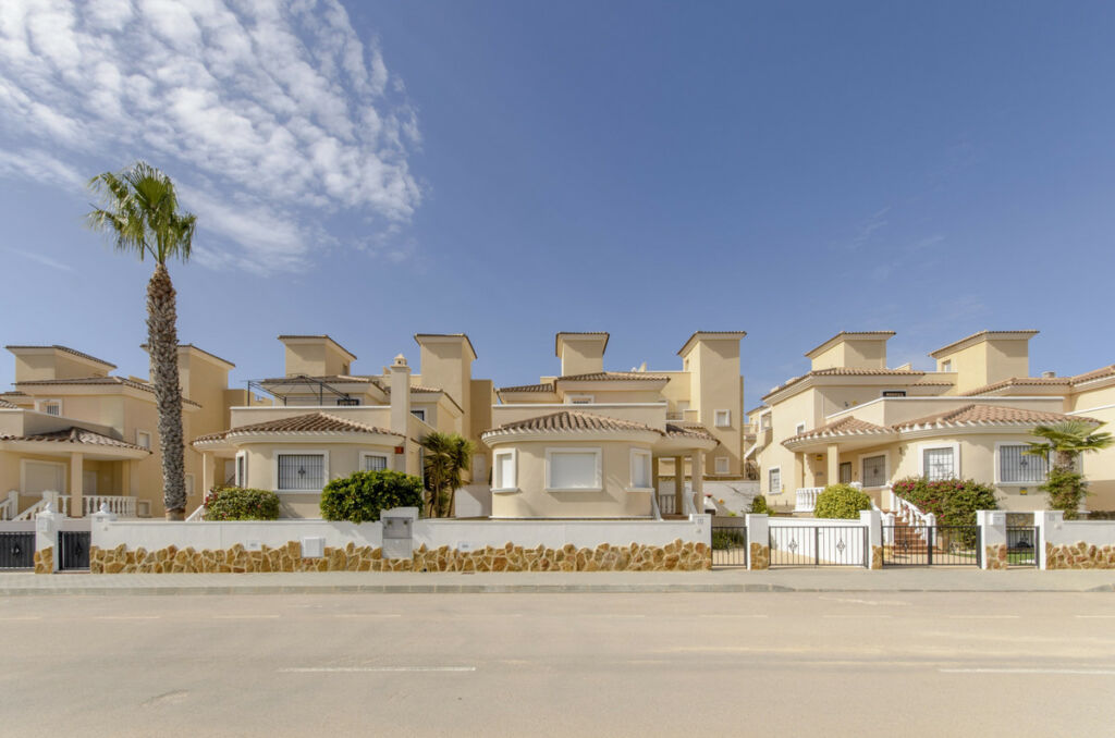Semi-Detached House San Miguel de Salinas Alicante - image 48