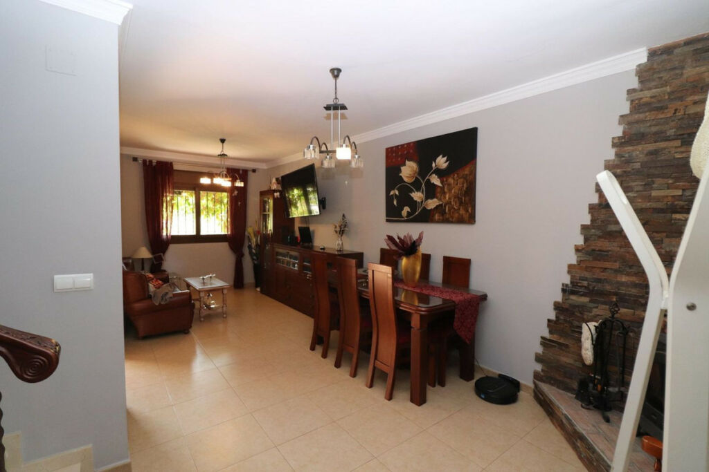 Townhouse Mijas Málaga - image 2