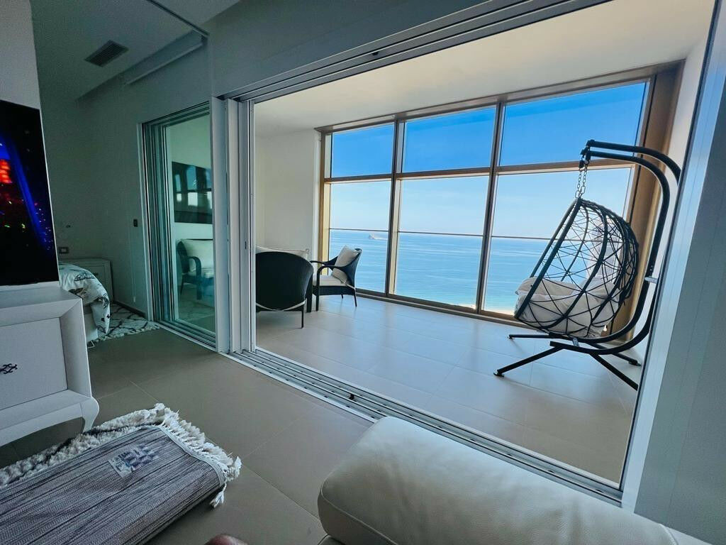Middle Floor Apartment Benidorm Alicante - image 5