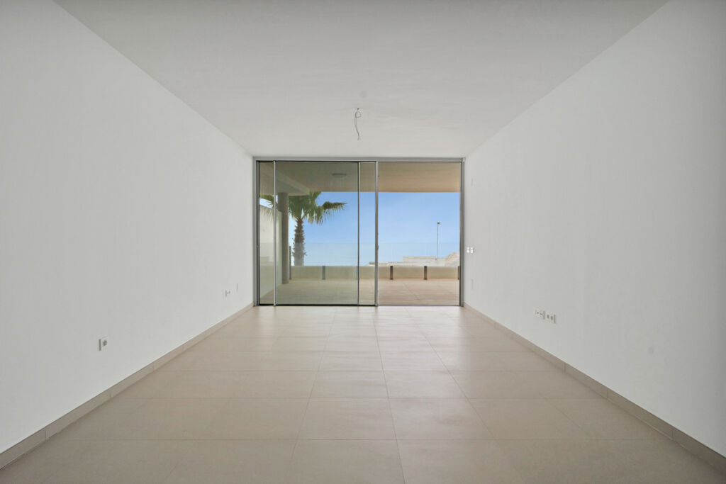 Middle Floor Apartment Benalmadena Málaga - image 5