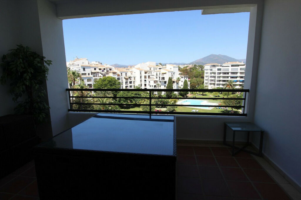 Penthouse Puerto Banús Málaga - image 5