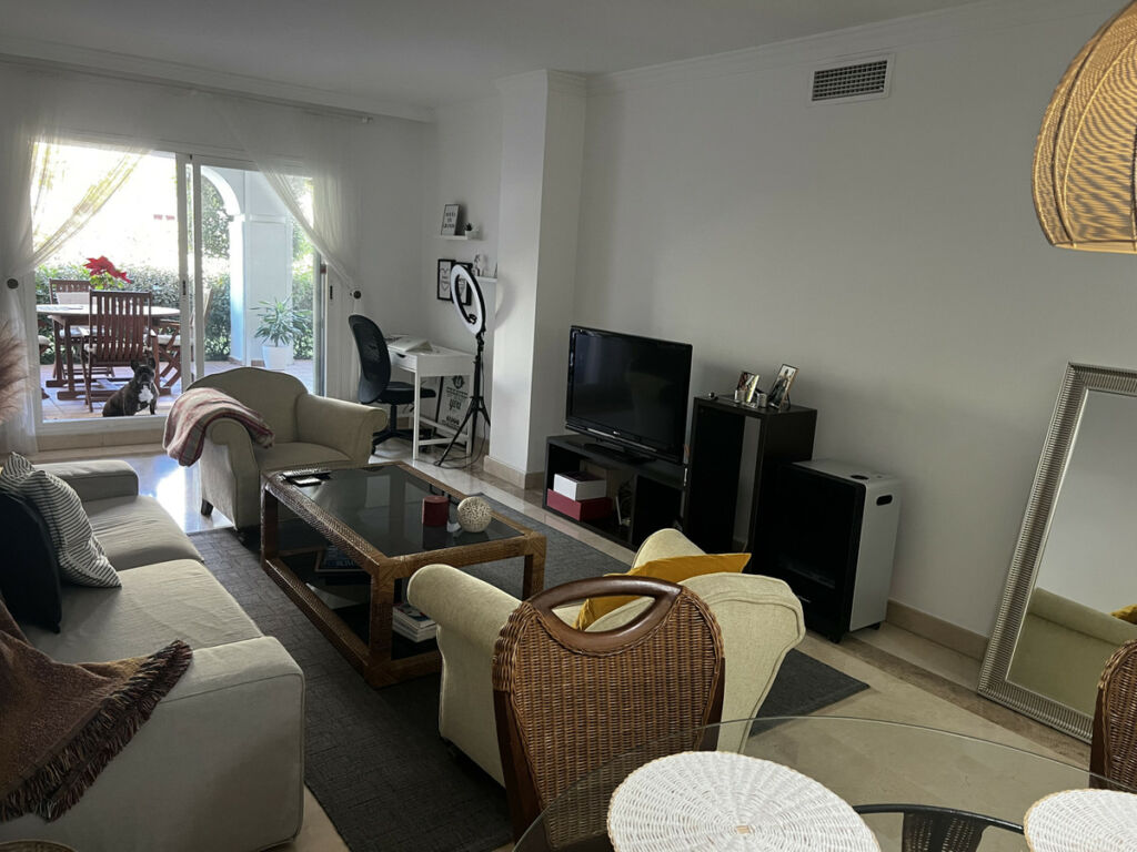 Ground Floor Apartment San Pedro de Alcántara Málaga - image 5