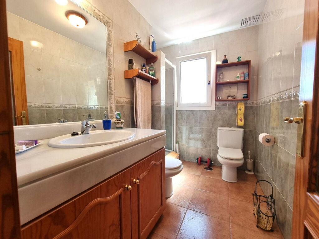Townhouse San Pedro de Alcántara Málaga - image 5