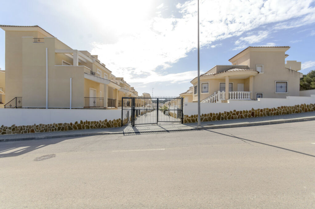 Semi-Detached House San Miguel de Salinas Alicante - image 50