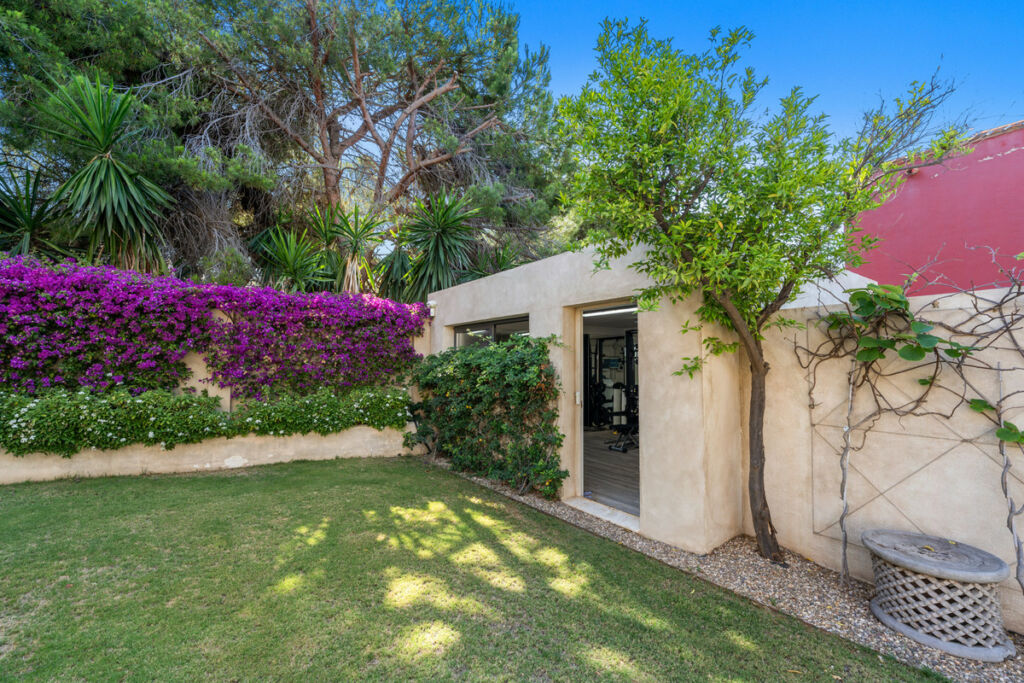 Detached Villa Río Real Málaga - image 50