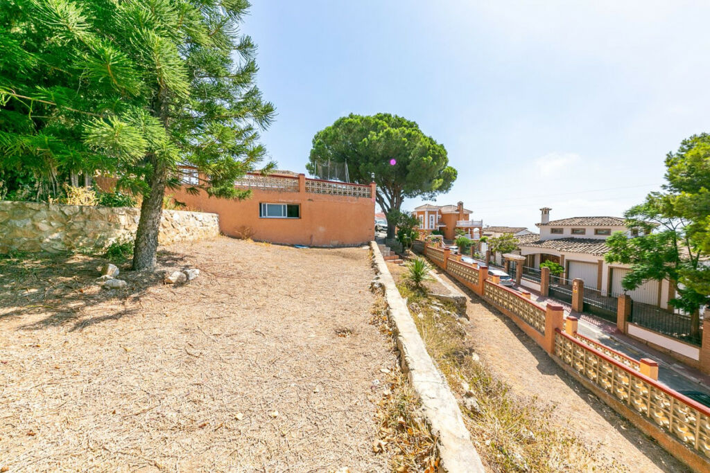 Detached Villa Benalmadena Málaga - image 52
