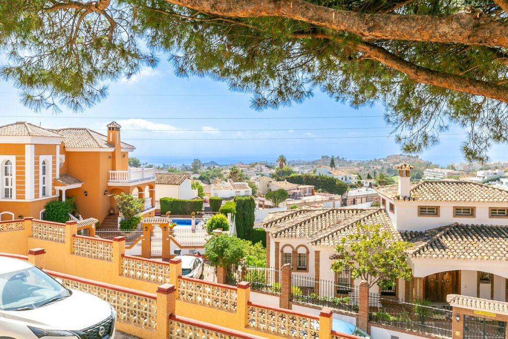 Detached Villa Benalmadena Málaga - image 53