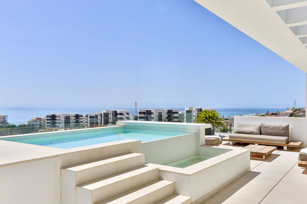 Penthouse Fuengirola Málaga - image 6