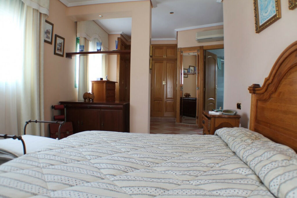 Detached Villa Benidorm Alicante - image 8