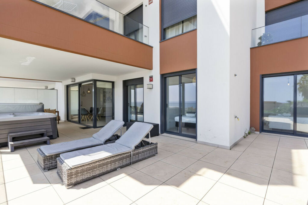 Ground Floor Apartment Fuengirola Málaga - image 6