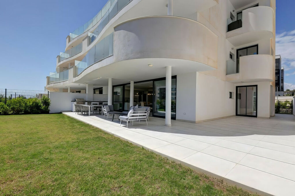 Ground Floor Apartment Fuengirola Málaga - image 6