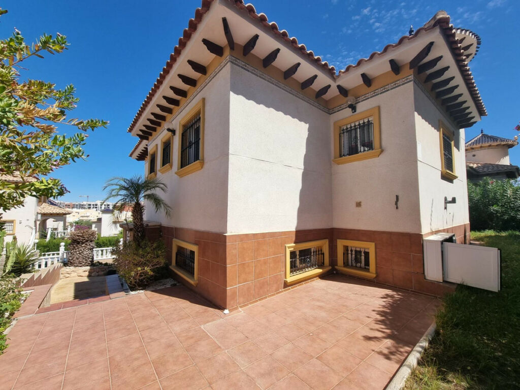 Bungalow Orihuela Costa Alicante - image 6