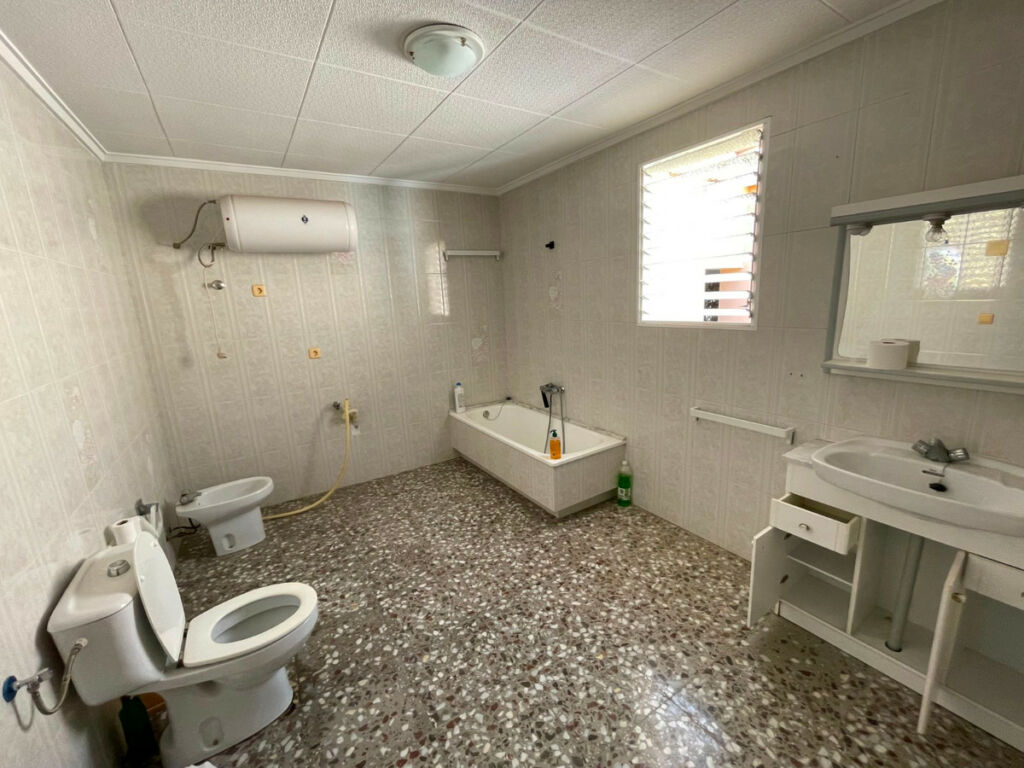 Detached Villa Redován Alicante - image 6