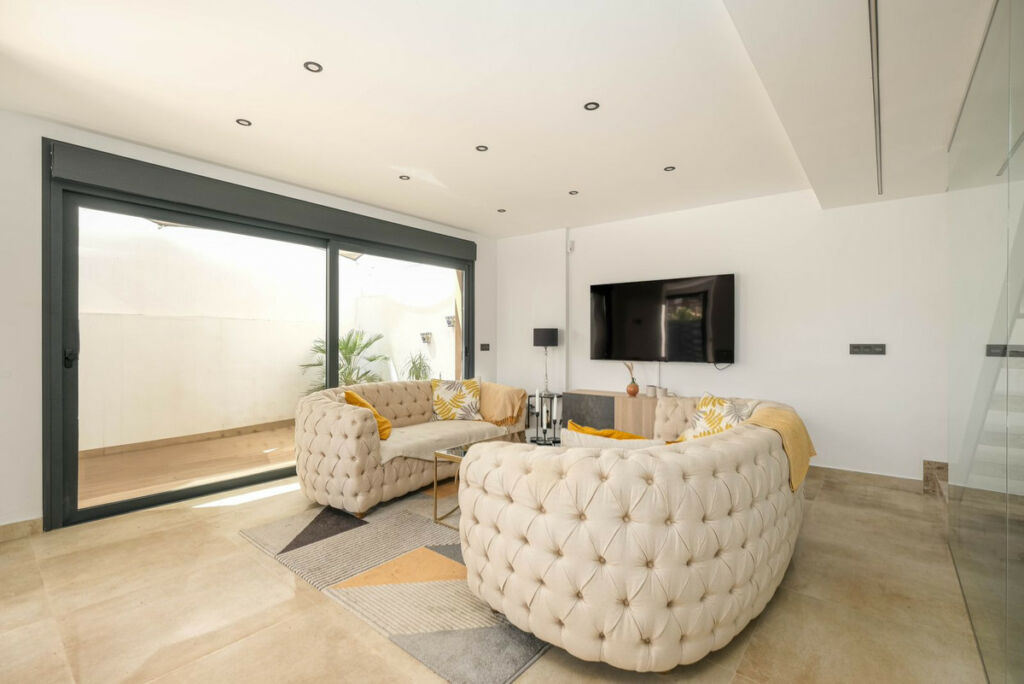 Townhouse Torreblanca Málaga - image 10