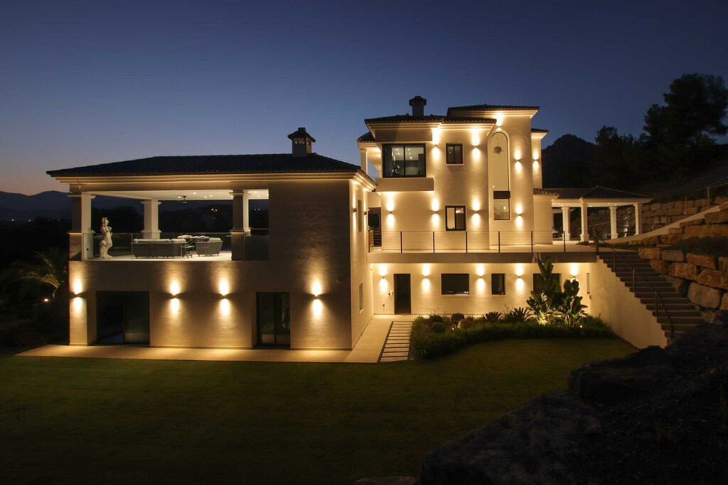 Detached Villa Marbella Málaga - image 3