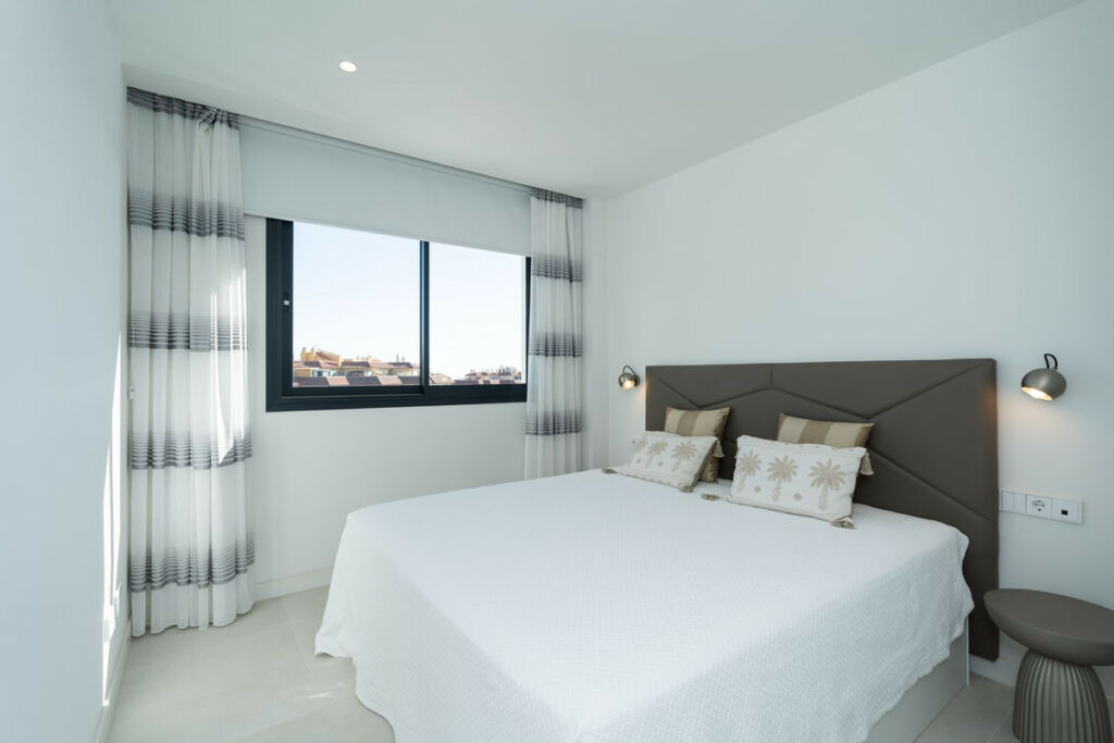 Penthouse Fuengirola Málaga - image 7