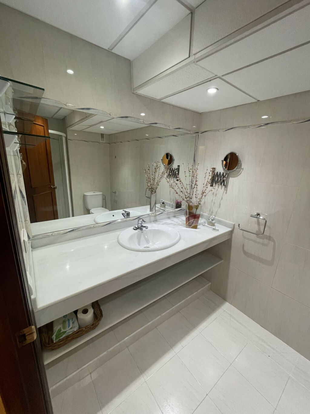 Middle Floor Apartment Marbella Málaga - image 6
