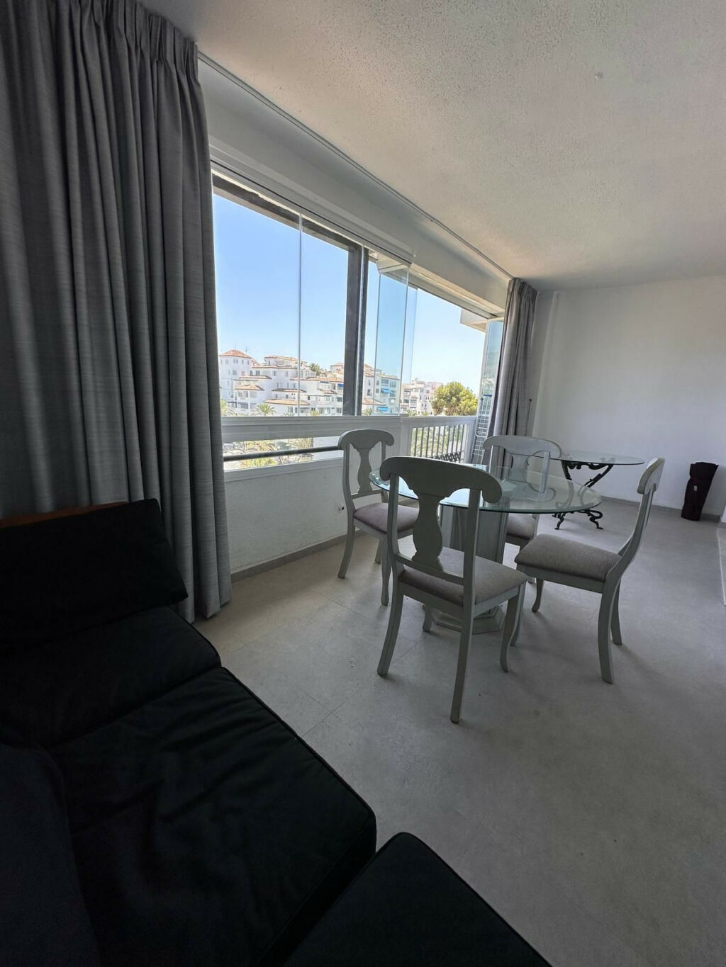 Middle Floor Apartment Marbella Málaga - image 8