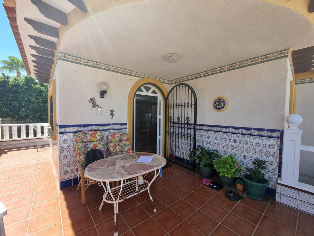 Bungalow Orihuela Costa Alicante - image 8